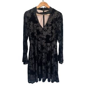 Ivanka Trump Sz 12 Black Velvet Floral Dress Flare Sleeve Whimsigoth Vamp